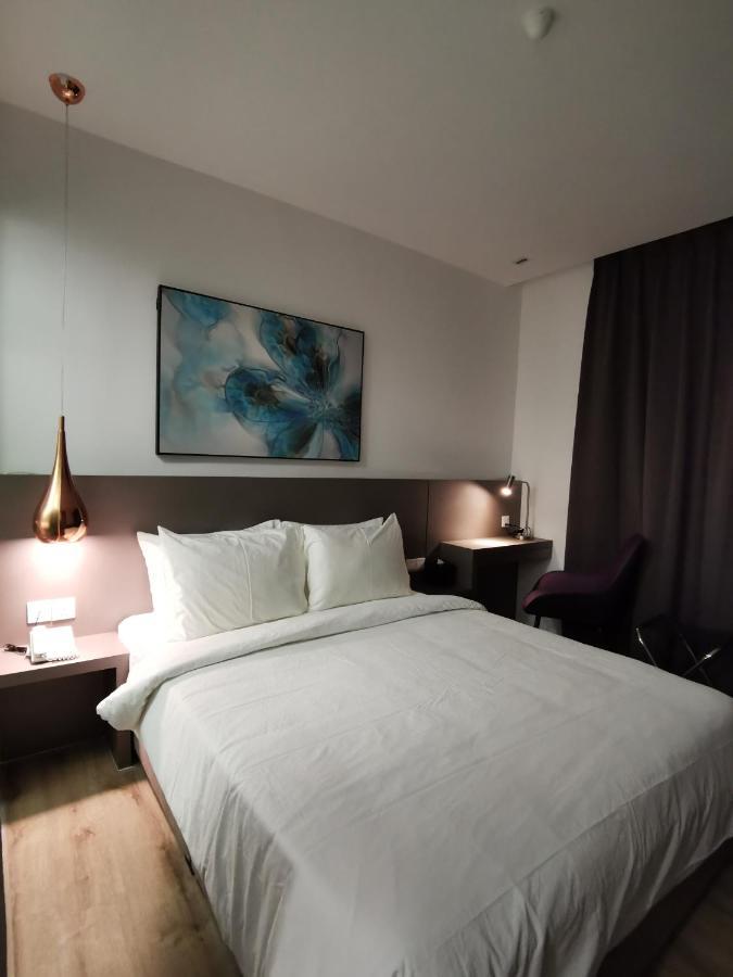 Otel Hotel Sibu Zewnętrze zdjęcie