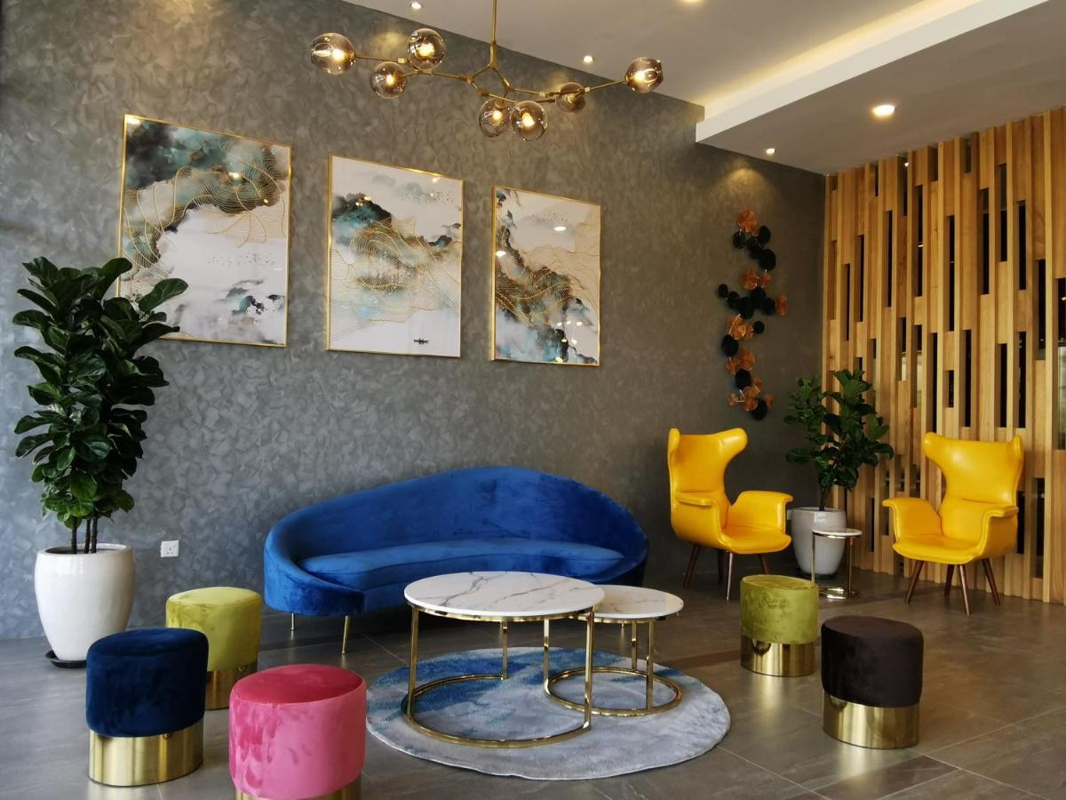 Otel Hotel Sibu Zewnętrze zdjęcie