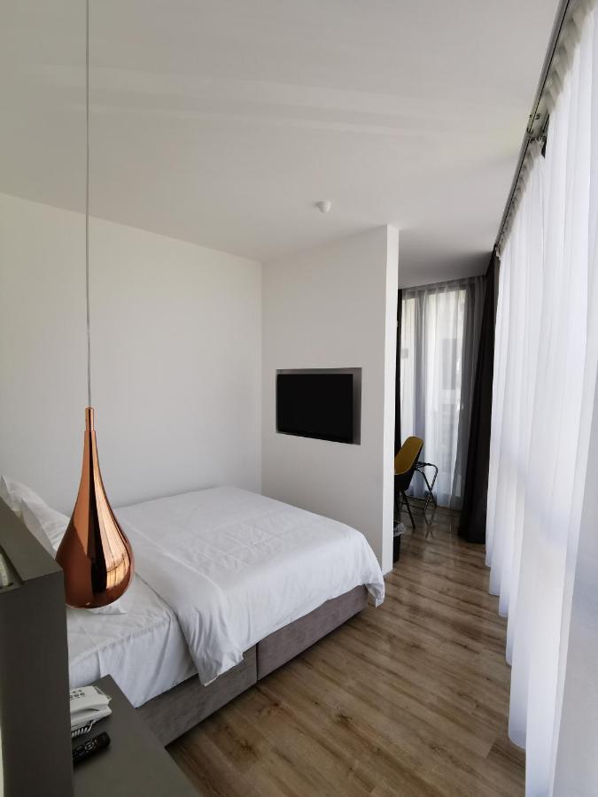Otel Hotel Sibu Zewnętrze zdjęcie